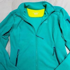 Arc’teryx sweatshirt women’s size medium